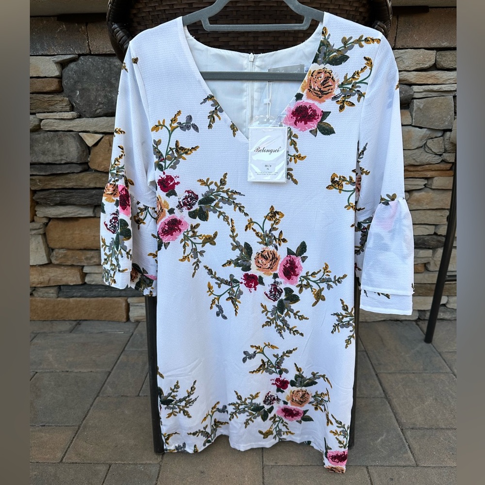 Women’s floral dress long sleeve by Belongsci in size small. New with tags.